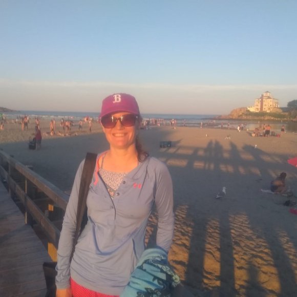 Meet your Posher, Jillian - Picture 1 of 1